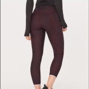 Lululemon // tight stuff tight 7/8 leggings